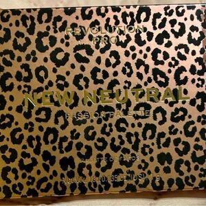 NIB Revolution Pro New Neutral Eyeshadow Palette